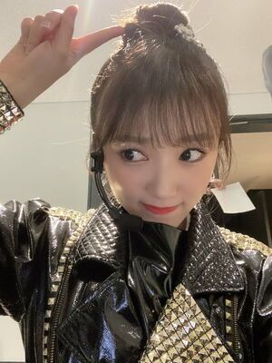 Photo : 220509 - Yabuki Nako Twitter Update