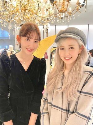 Photo : 211201 Honda Hitomi Twitter Update with Kojima Haruna