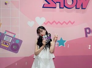 Photo : 220607 SBS MTV The Show Twitter Update with Jo Yuri 3 - THE SHOW CHOICE