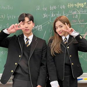 Photo : 211118 - Choi Hyunwook Instagram Update with An Yujin