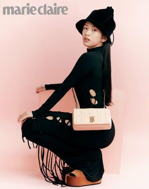 Photo : IVE - Yujin
