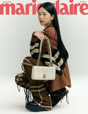 Photo : 220520 Marie Claire Twitter Update | Ahn Yujin