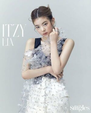 Photo : ITZY x SINGLES - Lia