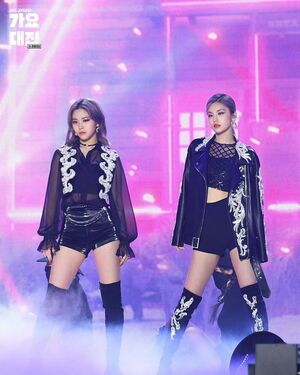 Photo : Ryujin & Yeji - ITZY