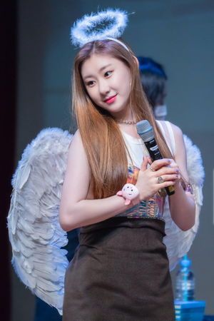 Photo : Chaeryeong the Angel