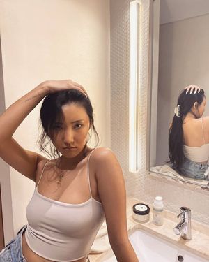 Photo : Hwasa