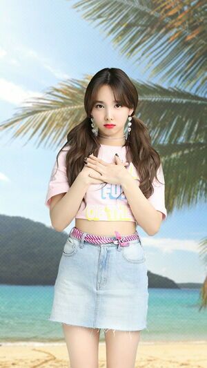 Photo : Nayeon