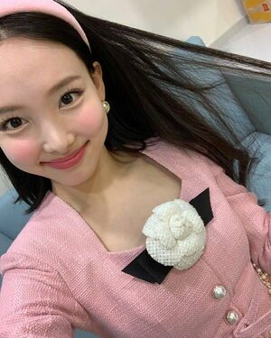 Photo : Nayeon