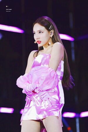 Photo : Nayeon