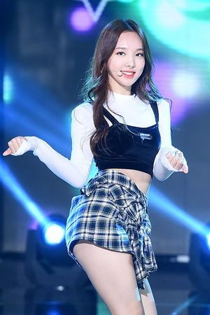 Photo : Nayeon