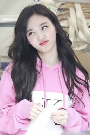 Photo : Nayeon