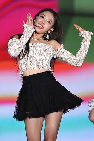 Photo : Nayeon