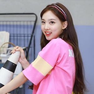 Photo : Nayeon