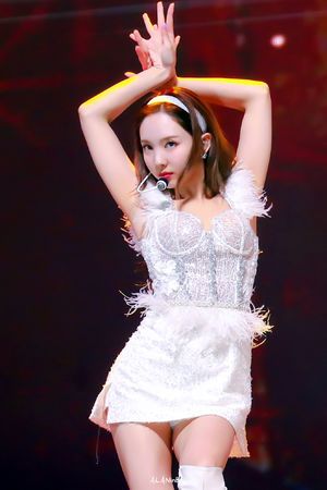 Photo : Nayeon at the Seoul Music Awards