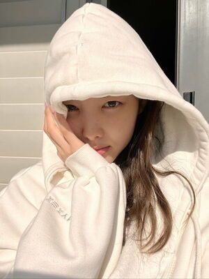 Photo : Sleepy Nayeon