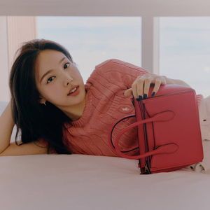 Photo : Nayeon
