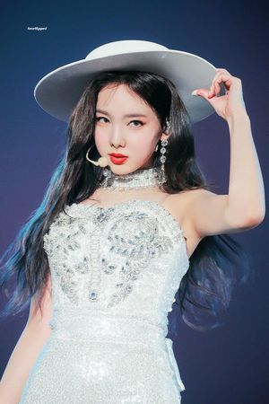 Photo : Nayeon