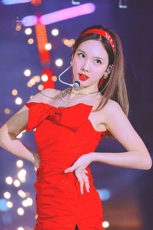 Photo : Pretty Nayeon