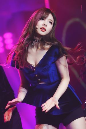 Photo : Nayeon