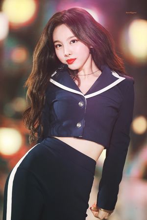 Photo : Nayeon