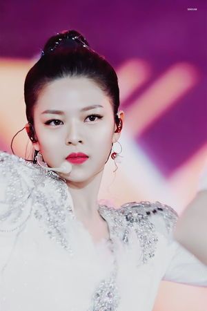 Photo : Jeongyeon