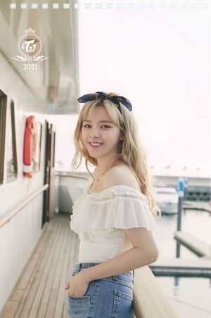 Photo : Jeongyeon