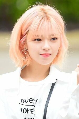 Photo : Jeongyeon