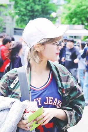 Photo : Jeongyeon