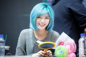 Photo : Jeongyeon - WIL era