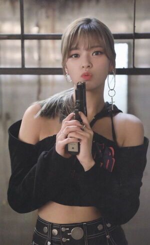 Photo : Dangerous Jeongyeon