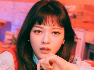 Photo : Jeongyeon Kura Kura