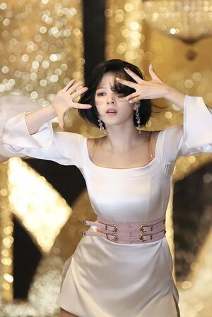 Photo : Jeongyeon