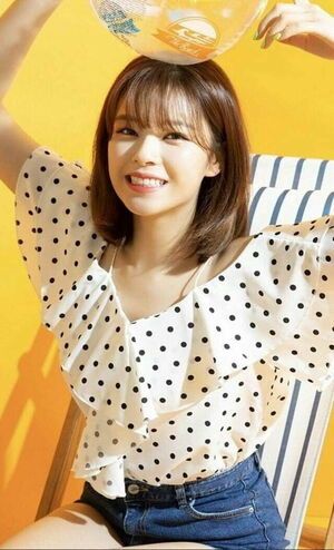 Photo : Yoo Jeongyeon supremacy