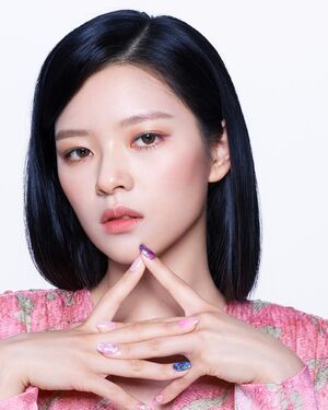 Photo : Jeongyeon