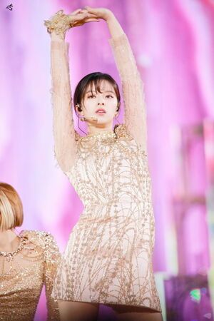 Photo : Jeongyeon