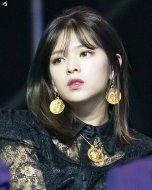 Photo : Jeongyeon