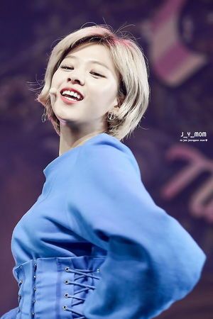 Photo : Jeongyeon