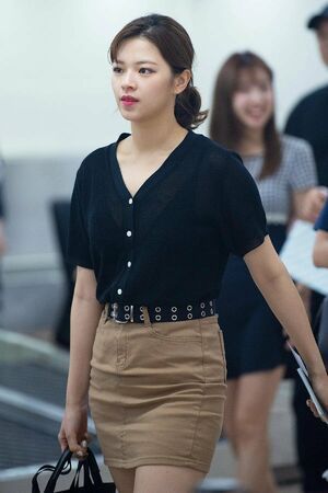 Photo : Jeongyeon