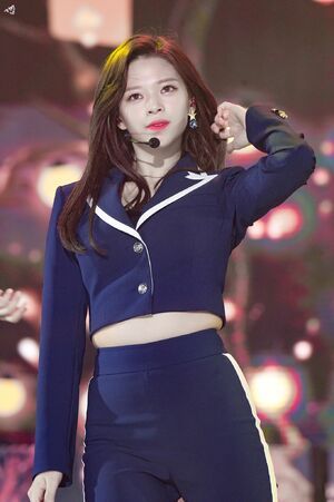 Photo : Jeongyeon