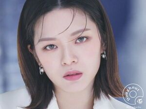 Photo : Jeongyeon
