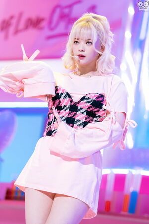 Photo : Jeongyeon - TWICE