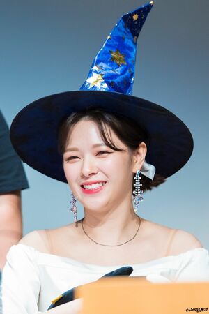 Photo : Jeongyeon