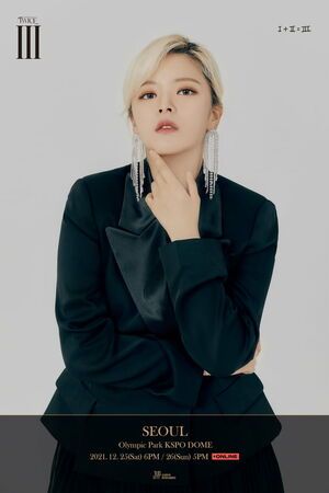 Photo : 211221 - Jeongyeon