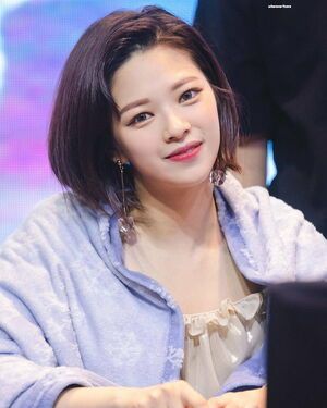 Photo : Fancy Jeongyeon