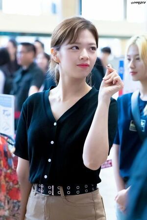 Photo : Jeongyeon