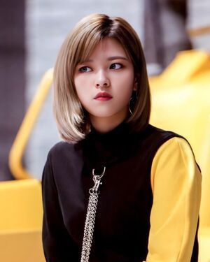 Photo : Jeongyeon