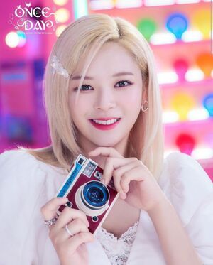 Photo : Jeongyeon