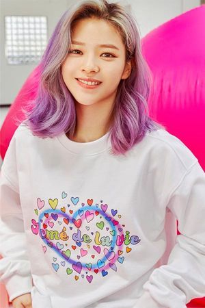 Photo : Jeongyeon