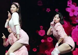 Photo : Sana & Momo
