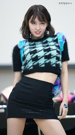Photo : TWICE - Momo